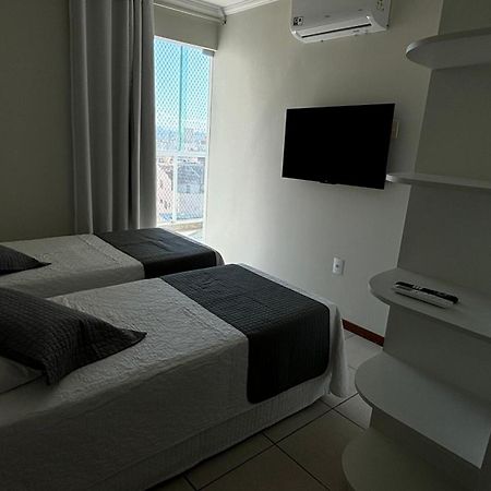 Apartamento Na Praia Do Morro - Condominio Praia Da Maruja - Na Quadra Da Praia Гуарапари Екстериор снимка
