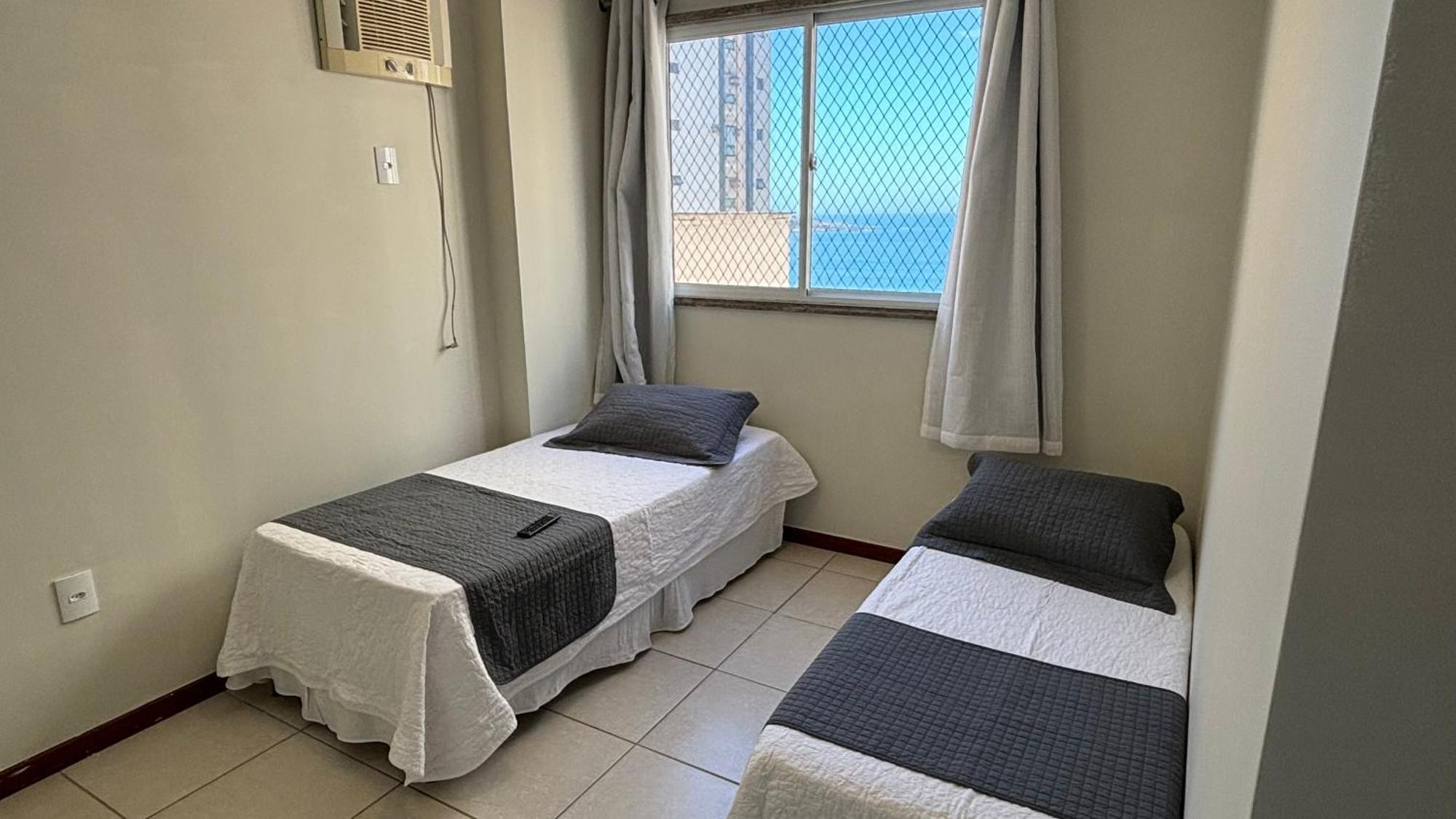 Apartamento Na Praia Do Morro - Condominio Praia Da Maruja - Na Quadra Da Praia Гуарапари Екстериор снимка